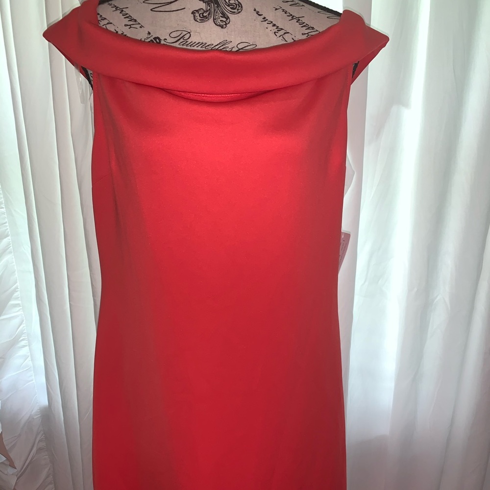 Boatneck coral dress